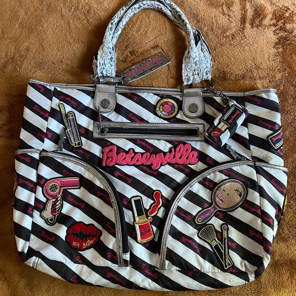 Betsey Johnson Betseyville “Glam Bag” Large Tote Bag